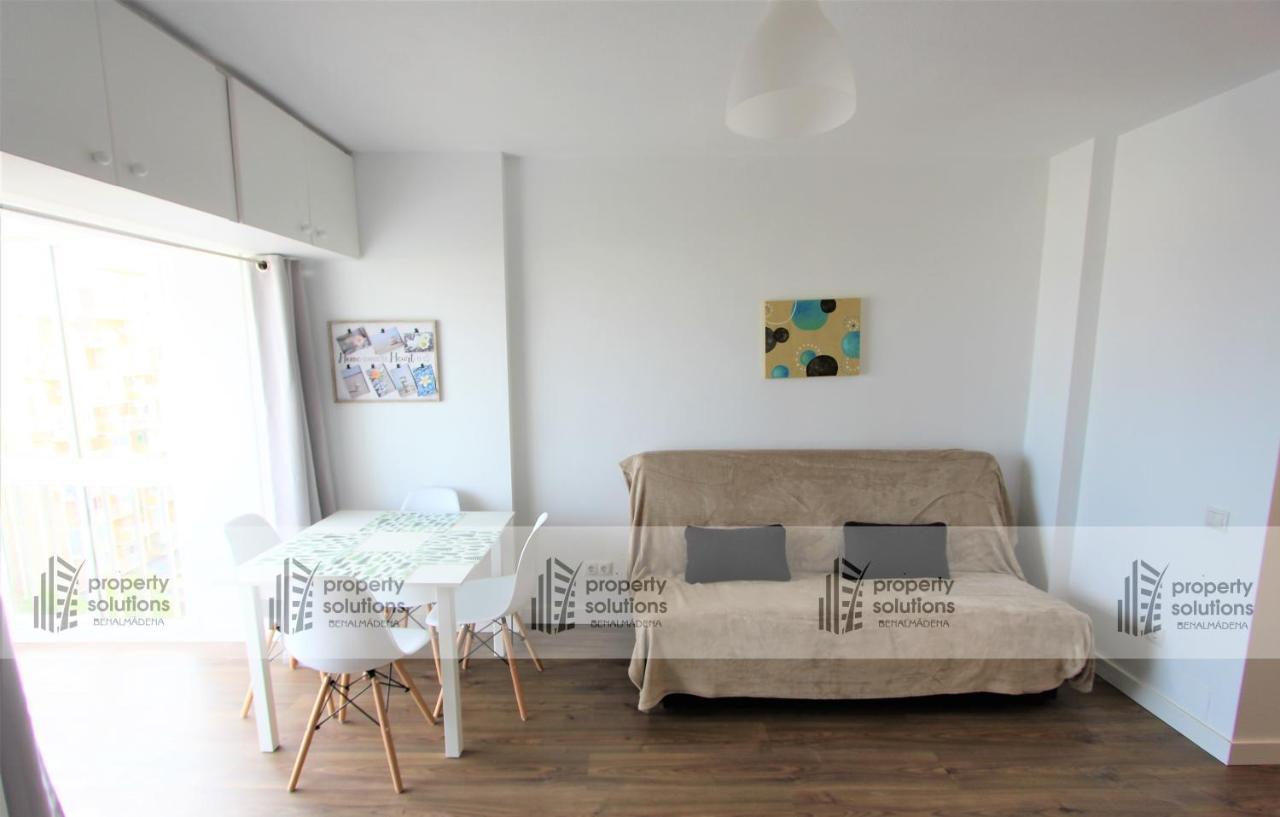 712 Iris Apartamentos - Vista Al Mar - A 10 Min De La Playa Caminando Y 5 Min Del Centro 베날마데나코스타 외부 사진