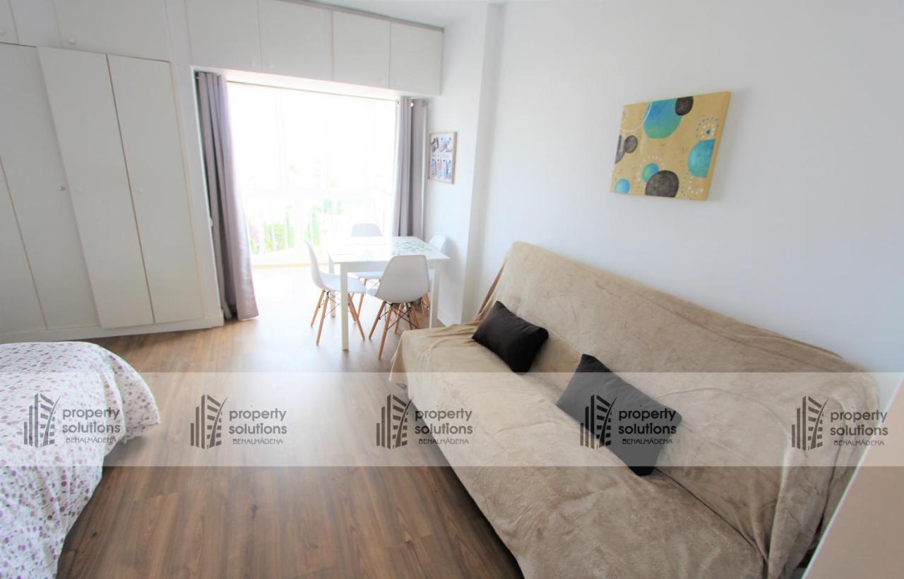 712 Iris Apartamentos - Vista Al Mar - A 10 Min De La Playa Caminando Y 5 Min Del Centro 베날마데나코스타 외부 사진