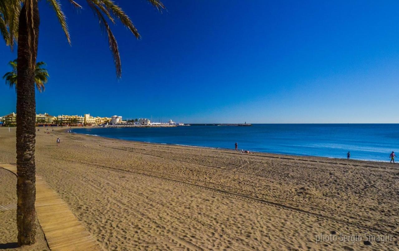 712 Iris Apartamentos - Vista Al Mar - A 10 Min De La Playa Caminando Y 5 Min Del Centro 베날마데나코스타 외부 사진